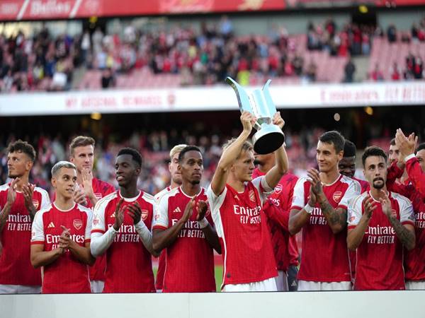 Tin bóng đá Arsenal 12/8: Arsenal vô địch Emirates Cup